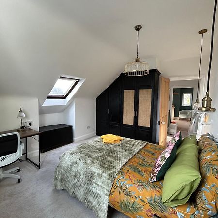 Seaside Rentals Bournemouth - 2Br, Upto 6Ppl, Beach 3 Min Walk, Dogs Ok, Wifi, Park 2 Cars 외부 사진