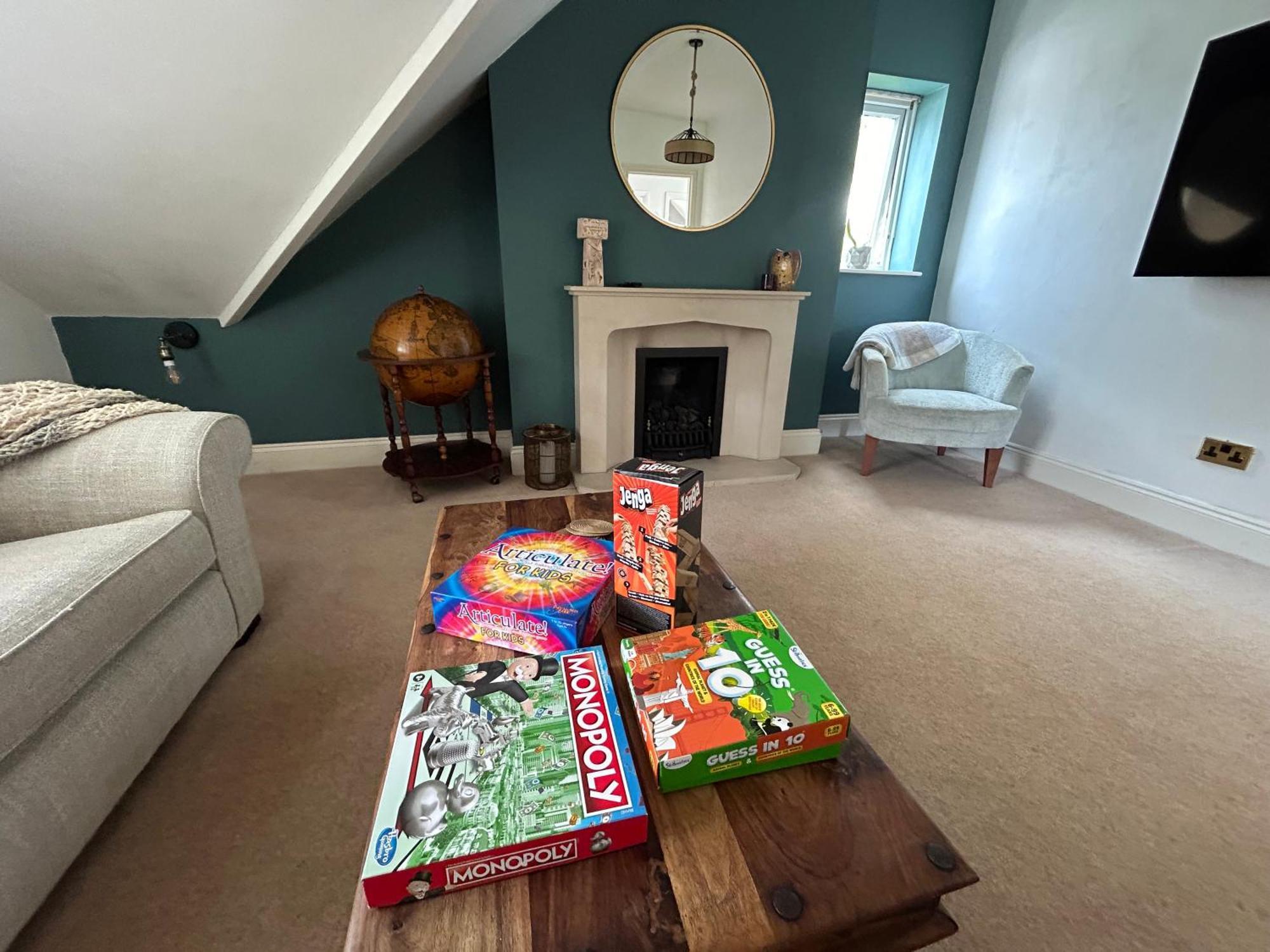 Seaside Rentals Bournemouth - 2Br, Upto 6Ppl, Beach 3 Min Walk, Dogs Ok, Wifi, Park 2 Cars 외부 사진