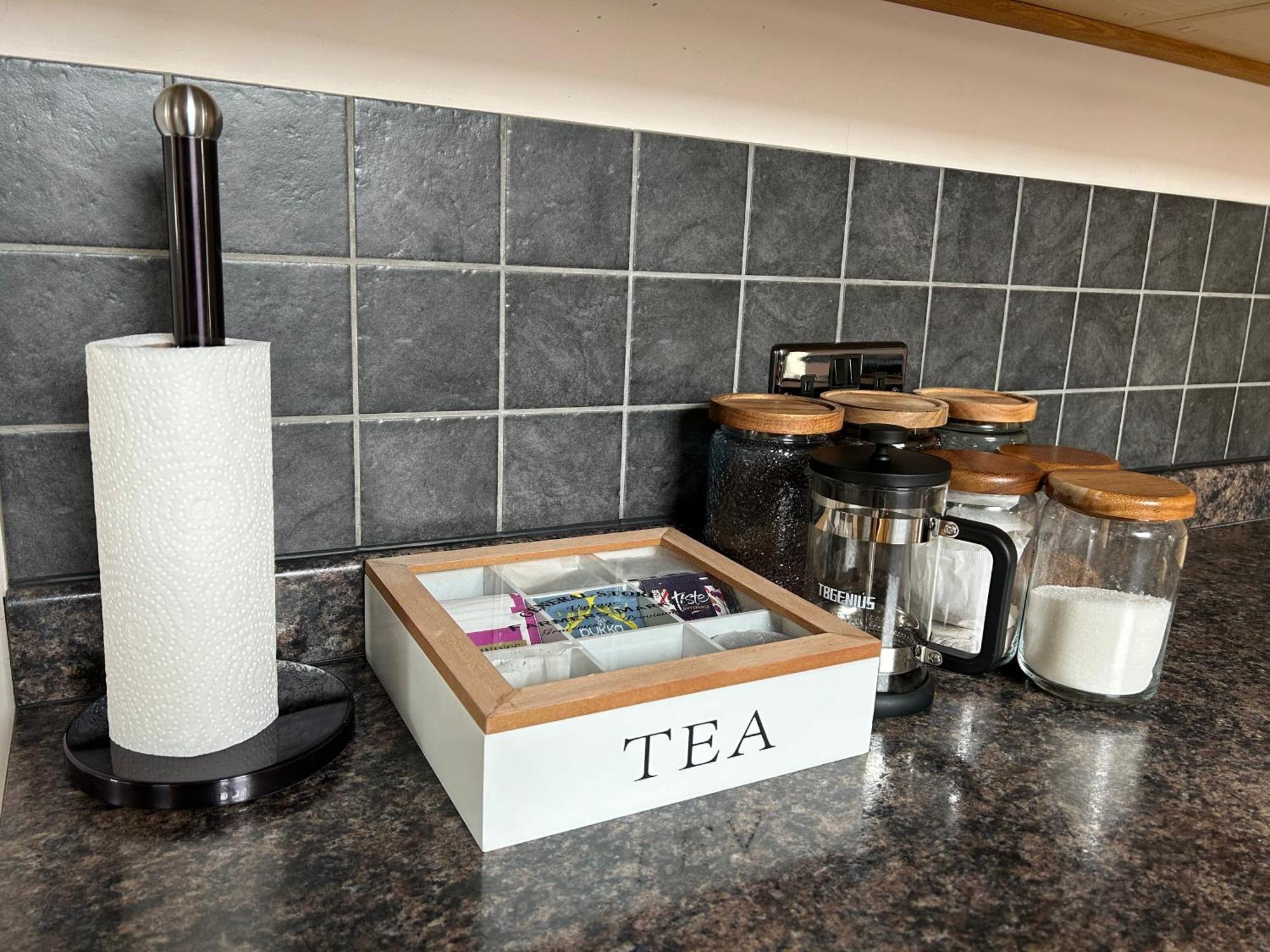 Seaside Rentals Bournemouth - 2Br, Upto 6Ppl, Beach 3 Min Walk, Dogs Ok, Wifi, Park 2 Cars 외부 사진